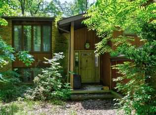 2124 Greenbriar Dr, Mansfield, OH 44907