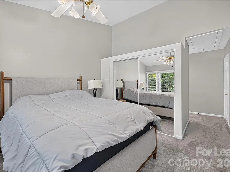 185 Riverview Ter — Photo 10