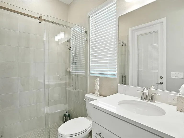 15027 Longs Ln — Photo 38
