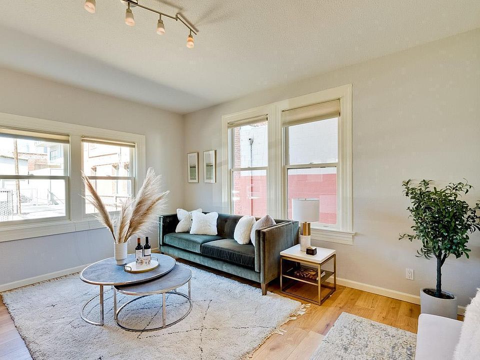 1st image of 18 Clyde St #18