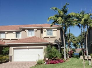 9544 Roundstone Cir, Fort Myers, FL 33912