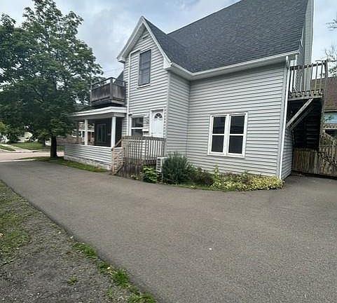 2nd image of 135 Archibald St