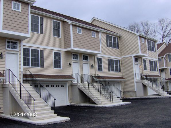 42 E Hayestown Rd #26, Danbury, CT 06811