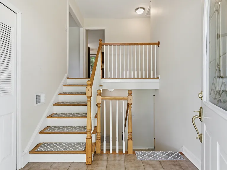 8747 Arley Dr — Photo 5