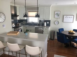 28 Renwick Ave, Staten Island, NY 10301