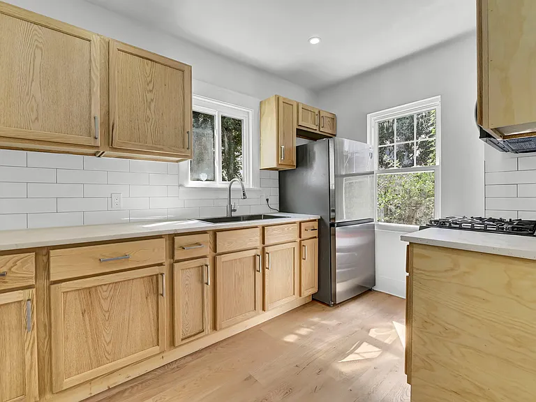 1584 Hampton Rd — Photo 21