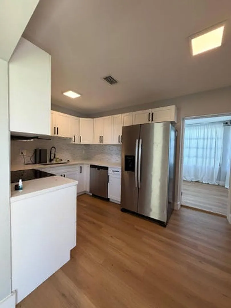 217 E 24TH Street, Riviera Beach, FL 33404 — Photo 2