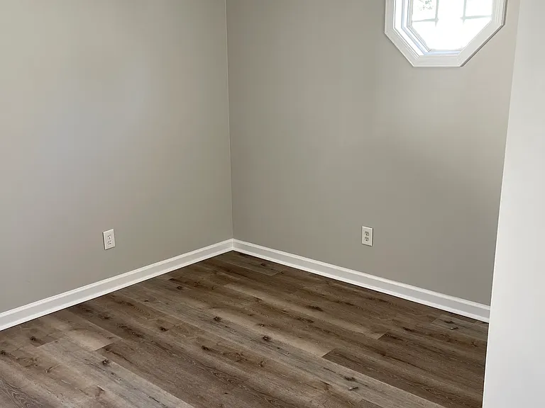 166 Rosemont Ct — Photo 16