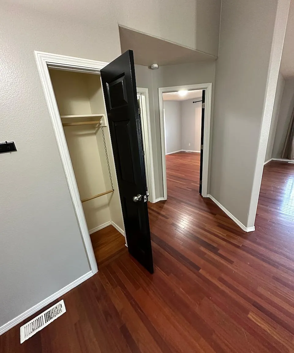 3 bed, 1399 sqft, $2,150 — Photo 4