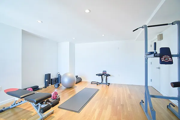 Rented by Keller Williams NYC | media 14