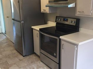 17104 NE 45th St APT 4, Redmond, WA 98052