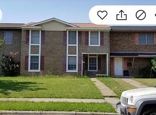 2207 Montclair Dr, Carrollton, TX 75007