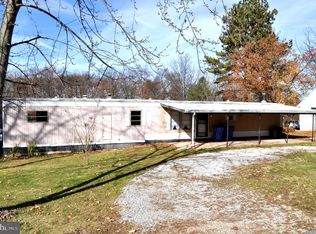 6110 Pine Rd, Thomasville, PA 17364