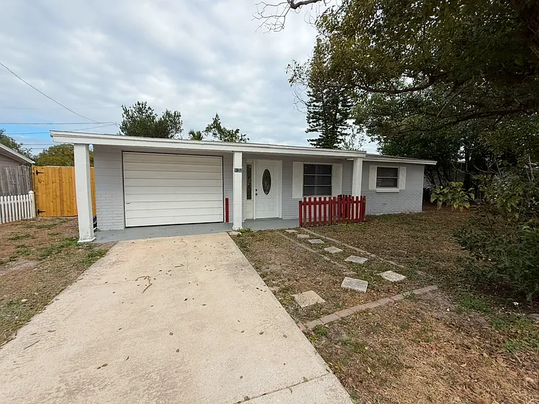 5023 Galaxy Dr — Photo 1