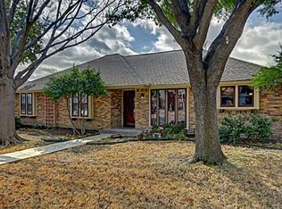 1942 Chesham Dr, Carrollton, TX 75007