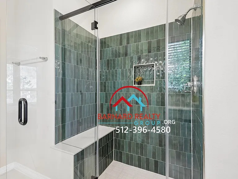 124 Fountain Grass Dr — Photo 21