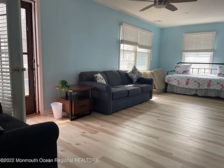 68 E Pacific Way — Photo 8