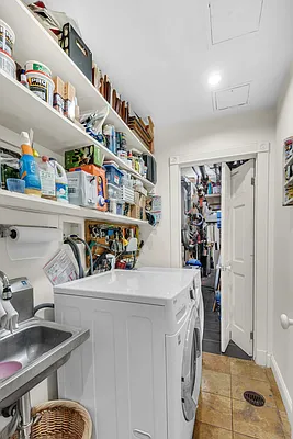 Sold by Douglas Elliman | media 16