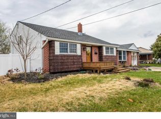 295 Columbus Dr, Mantua, NJ 08051