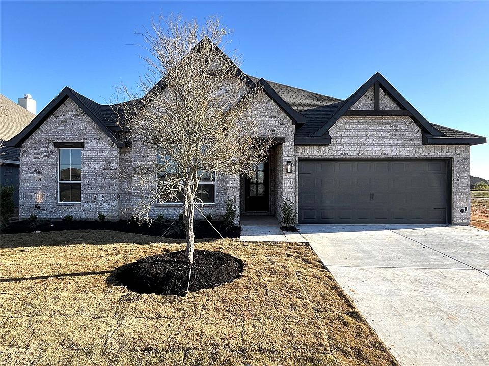 1st image of 302 Bowrider Ln