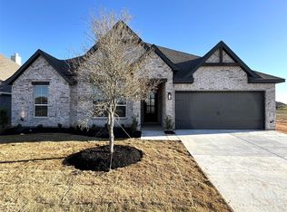 302 Bowrider Ln, Granbury, TX 76049