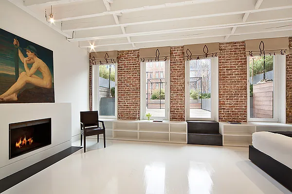 Sold by CORE | media 5