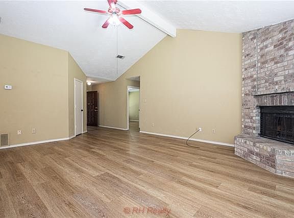 5th image of 1304 Colmar Dr