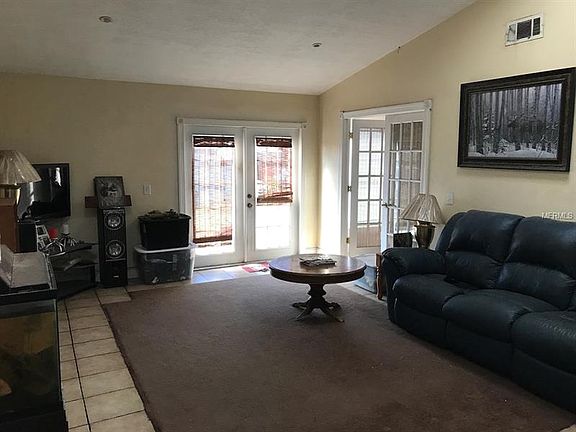 2nd image of 2950 Heather Ave