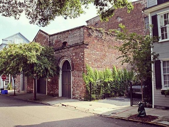 This is the side access to the Queens Gate building on State Street where you will enter into the Garage for indoor parking where you will have 1 reserved space! Parking for additional cars is available on the street surrounding the building with parking