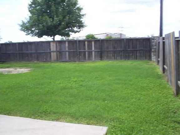 2nd image of 16210 Coleburn Dr