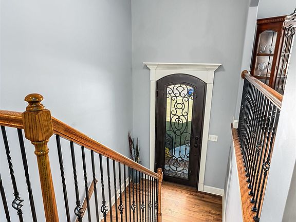 5th image of 145 Oaklyn Hills Dr