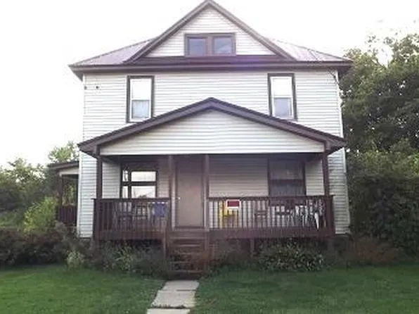 3027 Sand Hill Rd, Boscobel, WI 53805