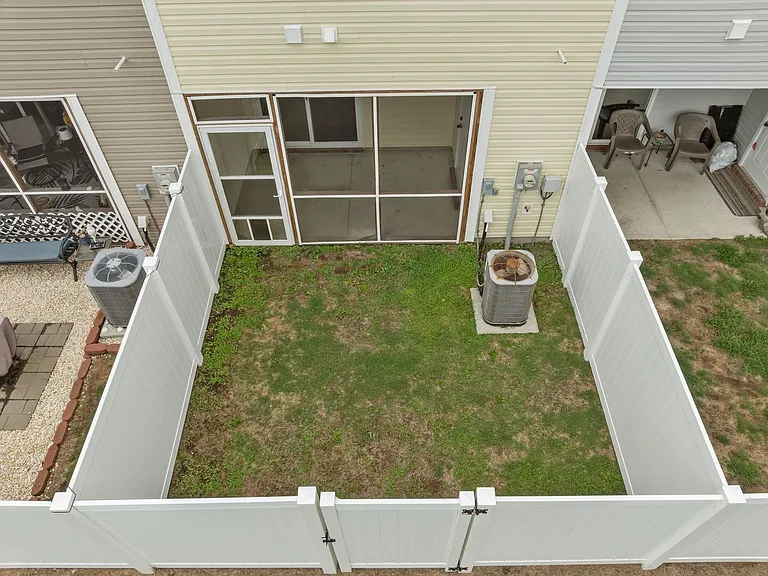 602 Justice Farm Dr — Photo 17