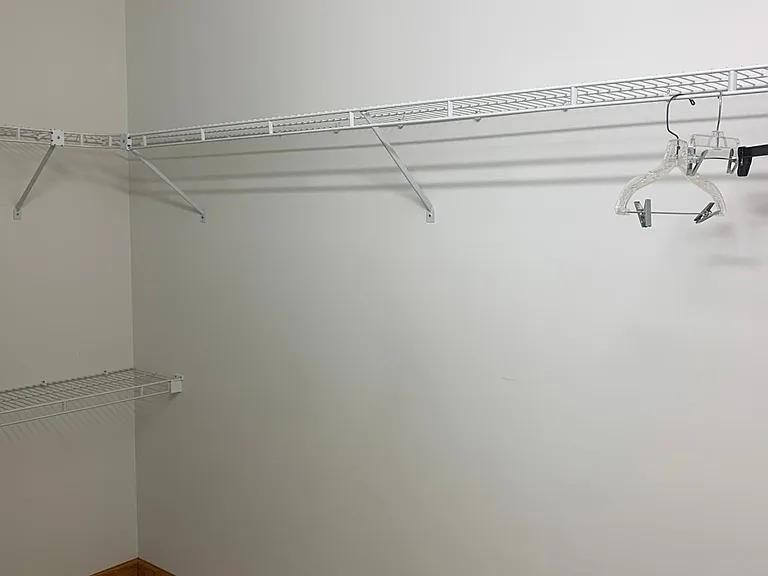 18 Karwick Glen Dr #18 — Photo 9