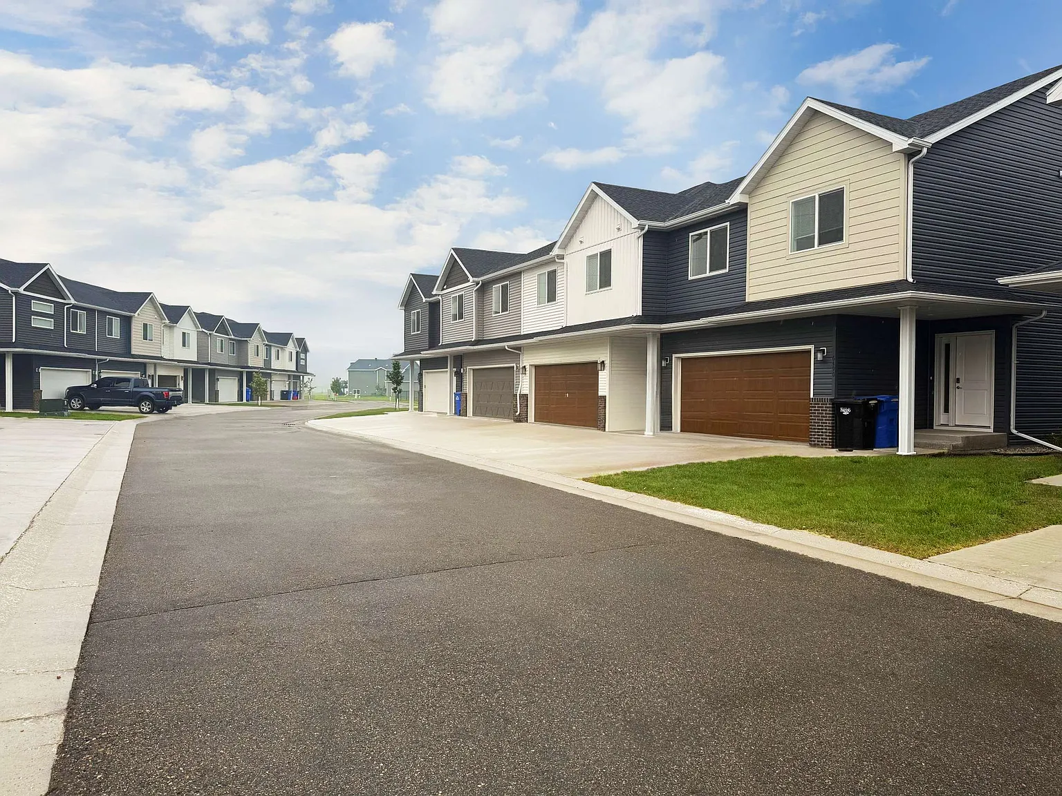 Southridge Townhomes — Photo 3