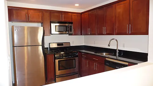 41-32 44th St #4 Photo 1