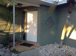 22104 Rochester Ave, Pt Charlotte, FL 33952