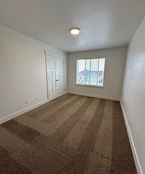 516 W 1150 N — Photo 2
