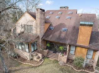 1411 Applewood Rd, Baton Rouge, LA 70808