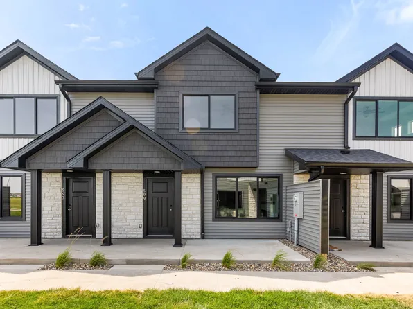 599 Hart Ln, Ankeny, IA 50021