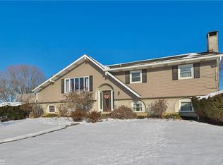 7443 Franks Dr, Bath, PA 18014