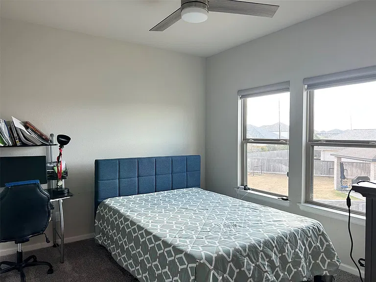 18531 Wolf Mountain Ln — Photo 18