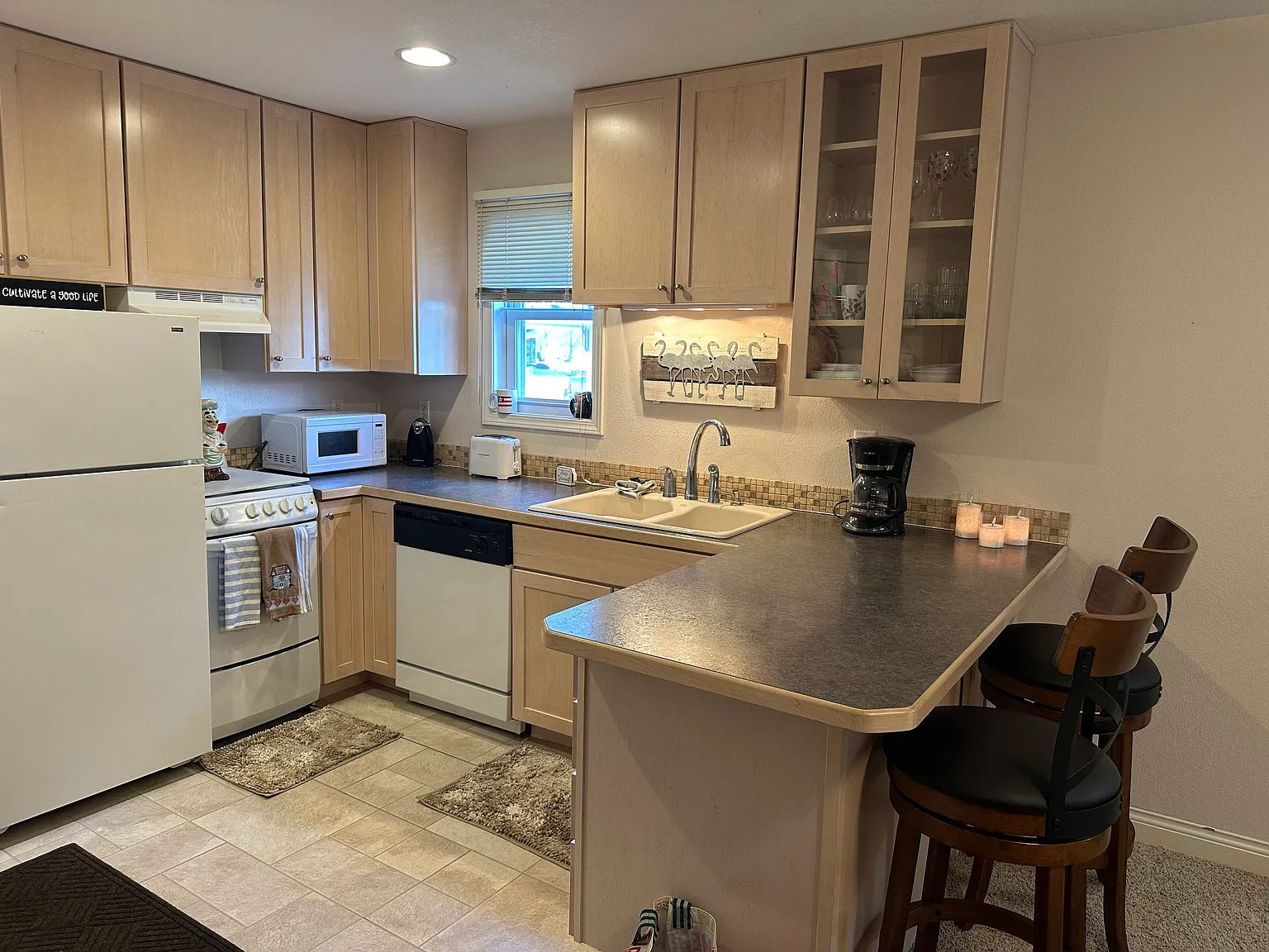 1 bed, 512 sqft, $950 — Photo 3