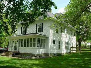 305 S Lowden St, Hubbard, IA 50122