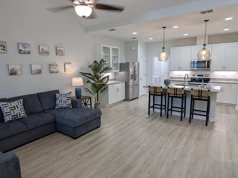 521 Margaritaville Ave — Photo 4