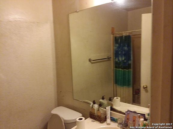 5th image of 7026 Echo Valley Dr