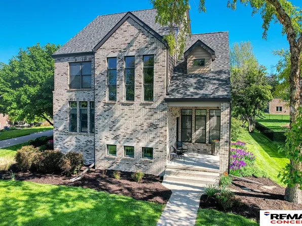 2600 Ridgeline Ct, Lincoln, NE 68512