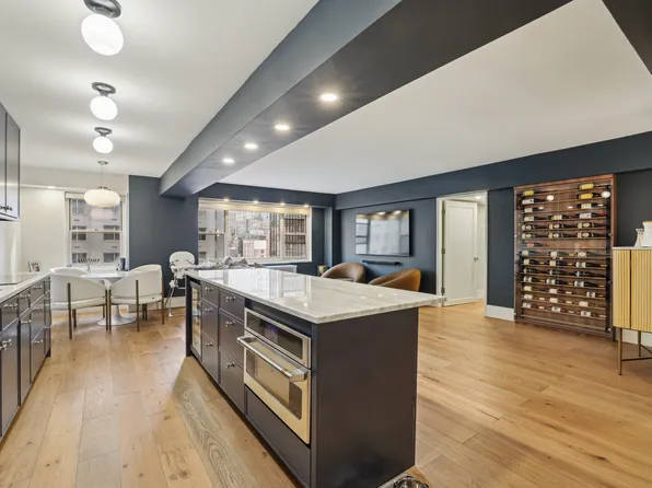 100 West 57th Street image 1 of 13