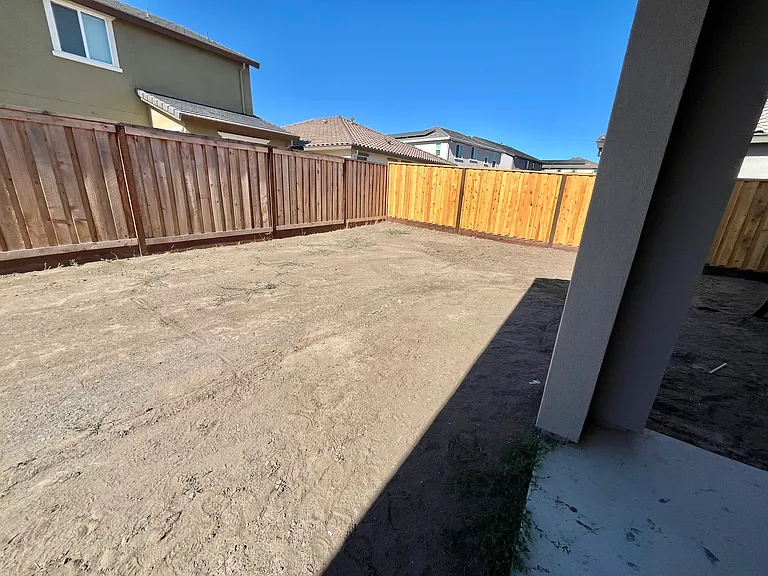 350 Miramar Dr — Photo 24