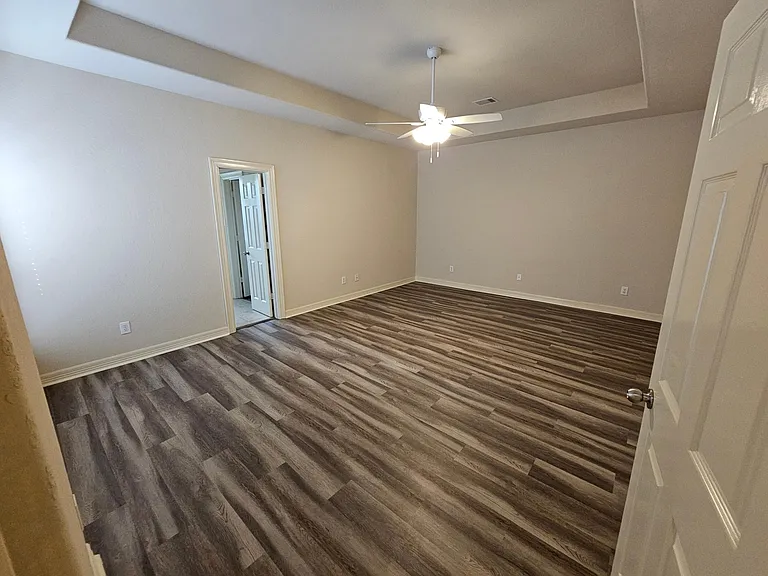 503 Birdsong Dr — Photo 31